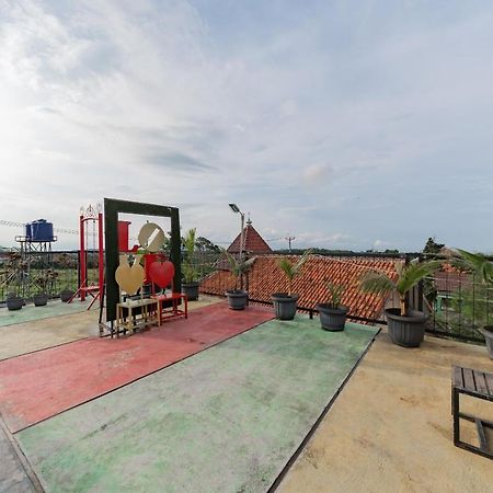Reddoorz Resort Syariah @ Jaya Tirta Abadi Purwakarta Exterior foto