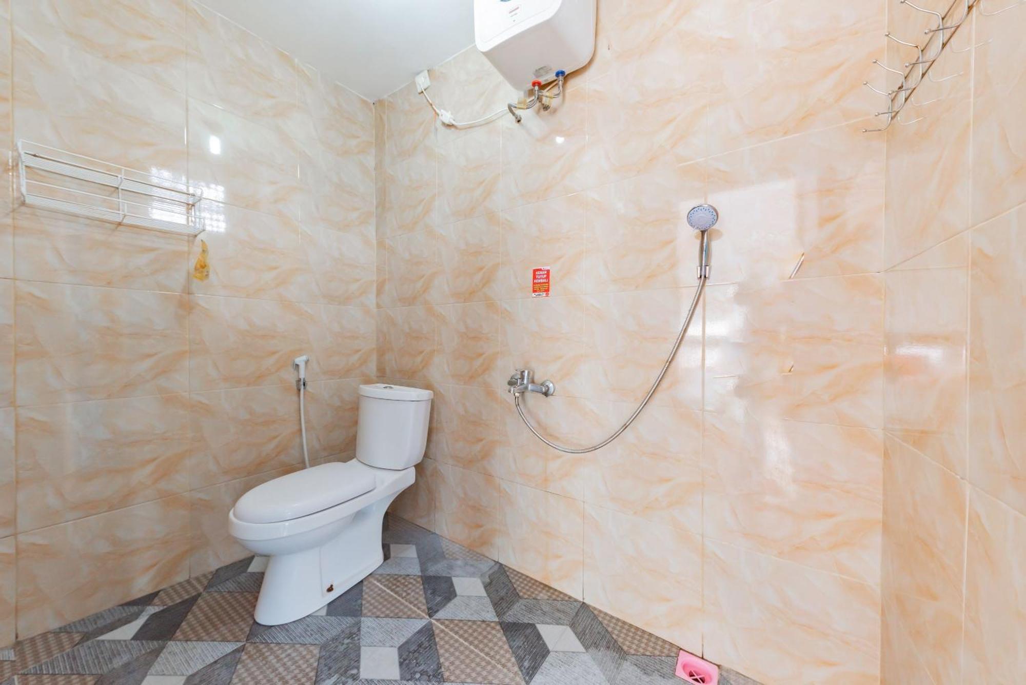 Reddoorz Resort Syariah @ Jaya Tirta Abadi Purwakarta Quarto foto